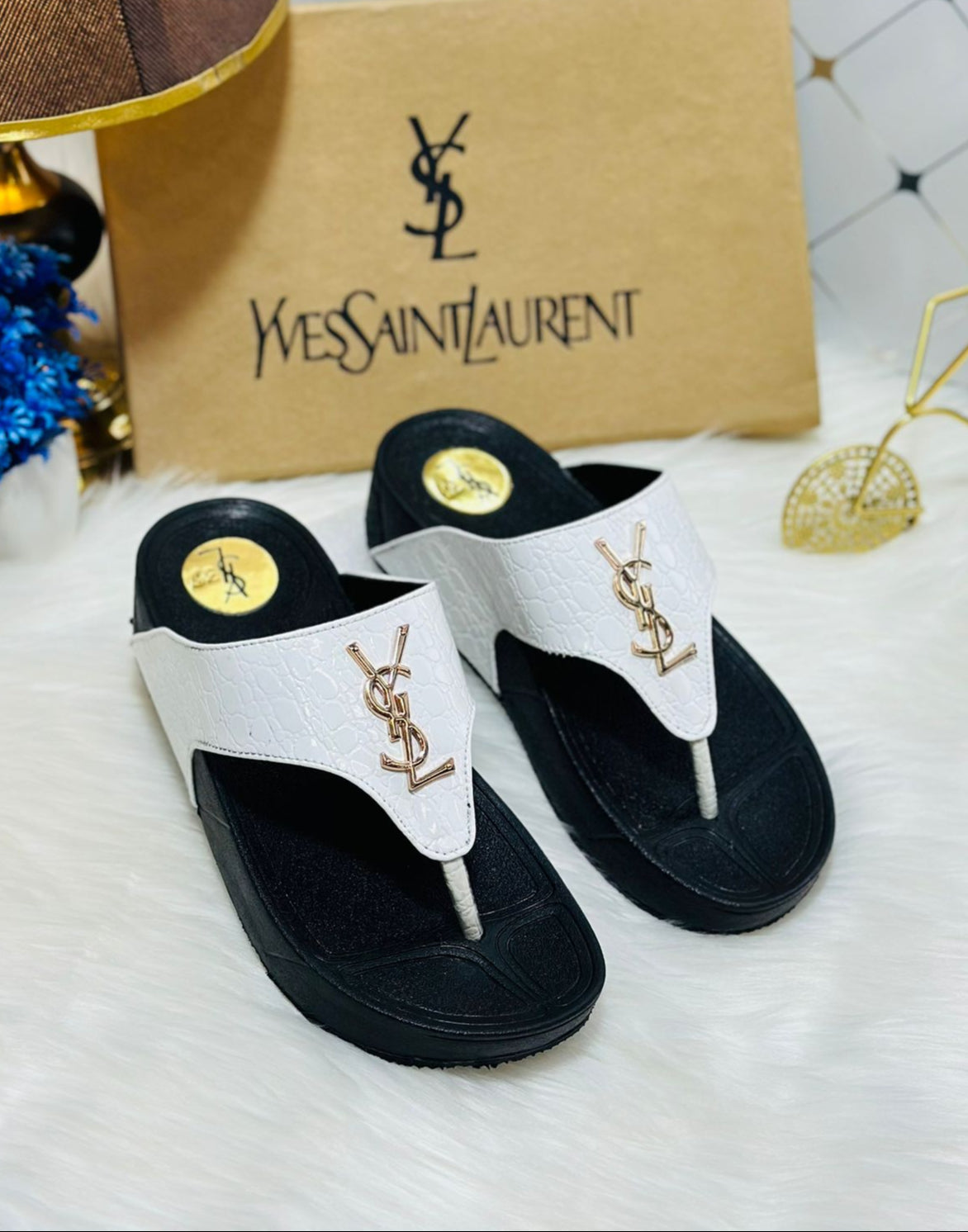 Logo Flip Flops Wedges - White