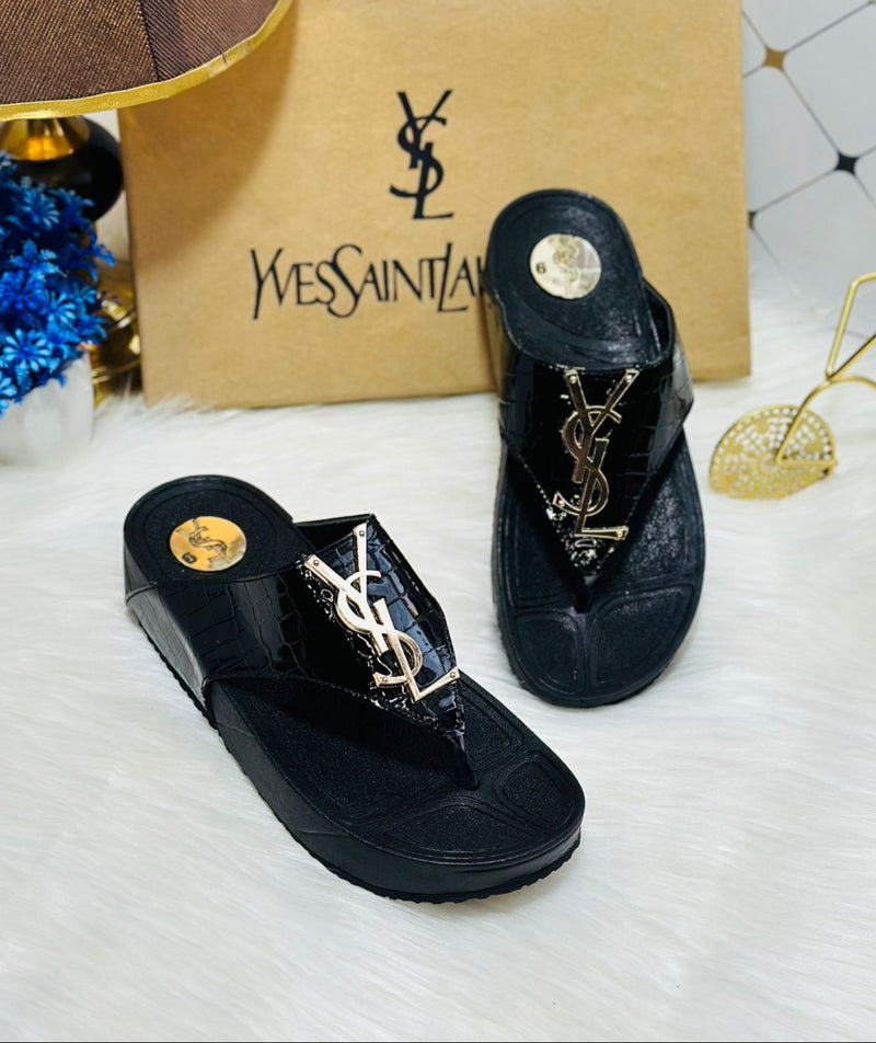 Logo Flip Flops Wedges - Black